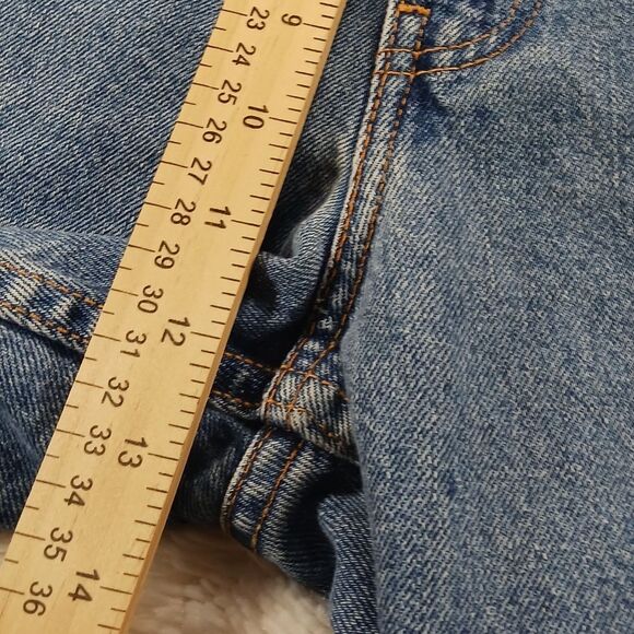 Levi's 505 Men's 36 (see measurements) Denim Shorts. Blue. - Picture 6 of 8